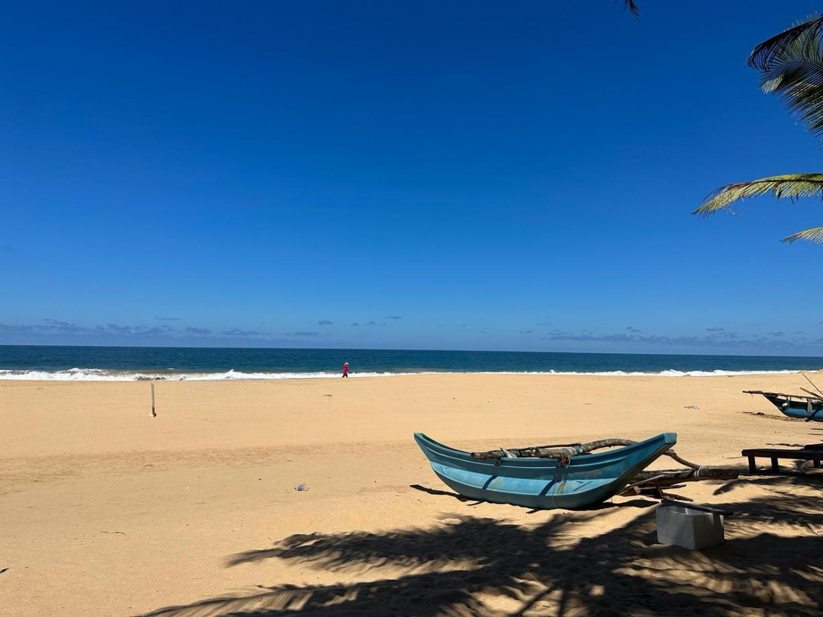 Bk Beach Boutique Hotel - ヒッカドゥワ エクステリア 写真