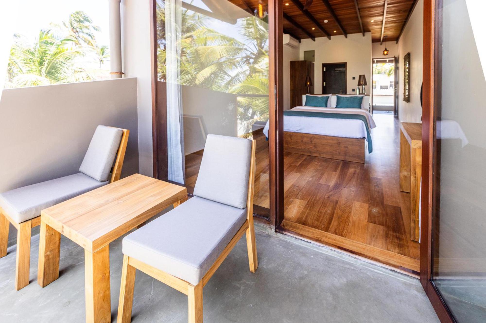 Bk Beach Boutique Hotel - ヒッカドゥワ エクステリア 写真